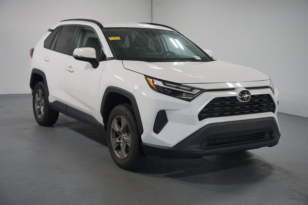 Thumbnail: 2024 Toyota RAV4 - 3