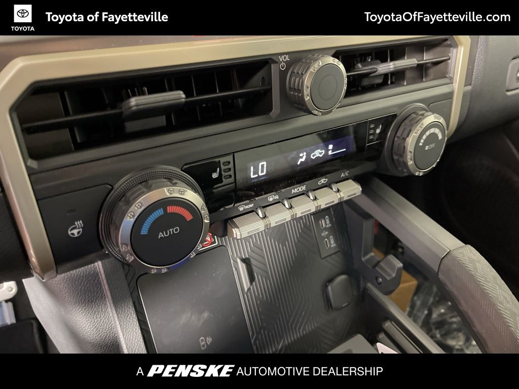2025 Toyota Tacoma TRD Sport 31