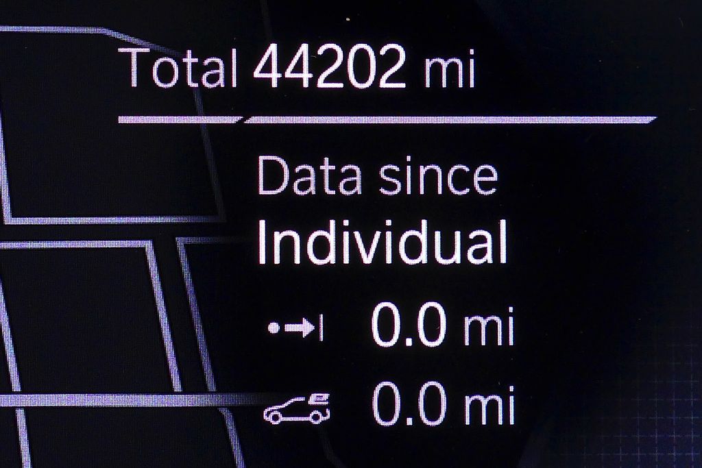 Thumbnail: 2023 BMW 5 Series - 31