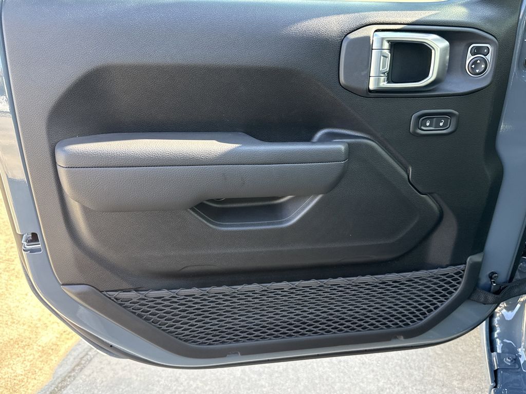 2026 Jeep Wrangler Sport S - 9