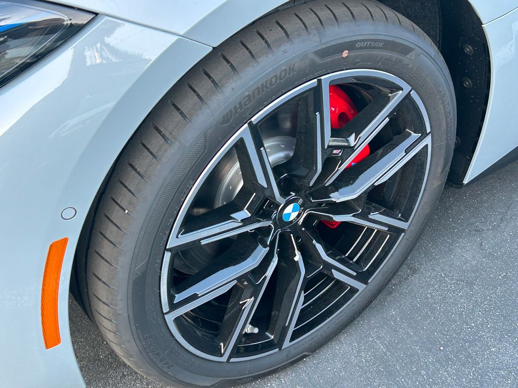 Thumbnail: 2026 BMW i4 - 3