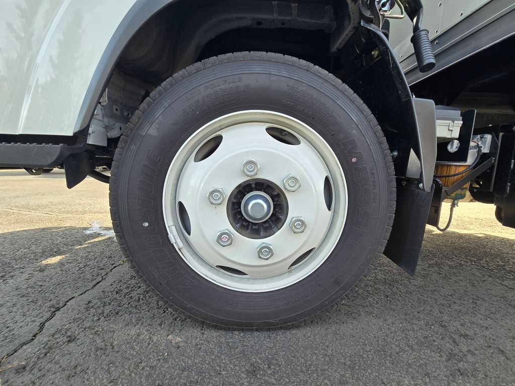 2024 Chevrolet 5500 HD LCF Diesel Dry Van Body