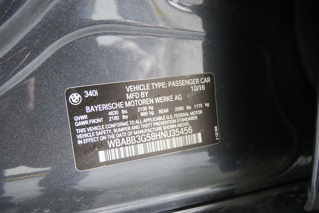 Thumbnail: 2017 BMW 3 Series - 30