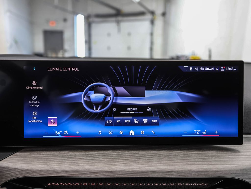 Thumbnail: 2025 BMW 3 Series - 19