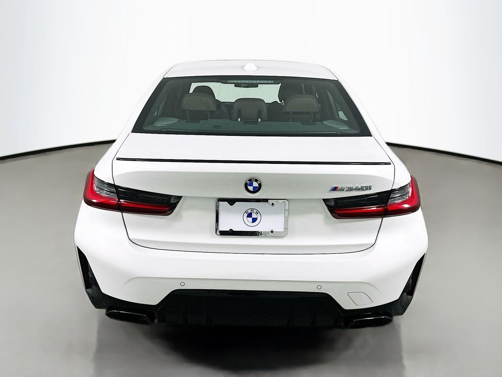 2025 BMW 3 Series M340i 6