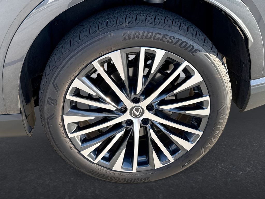 Thumbnail: 2025 Lexus RX - 31