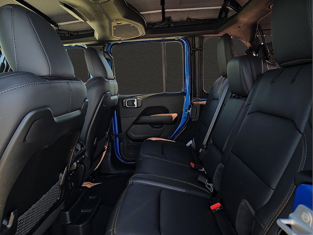 New 2026 Jeep Wrangler For Sale in Farmington, AR