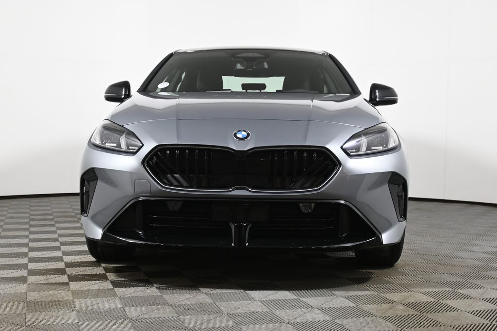 Thumbnail: 2026 BMW 2 Series - 10
