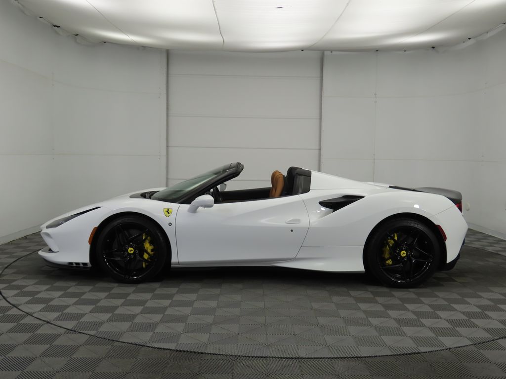 2022 Ferrari F8 Spider 16