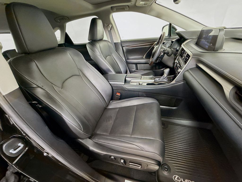 Thumbnail: 2022 Lexus RX - 28