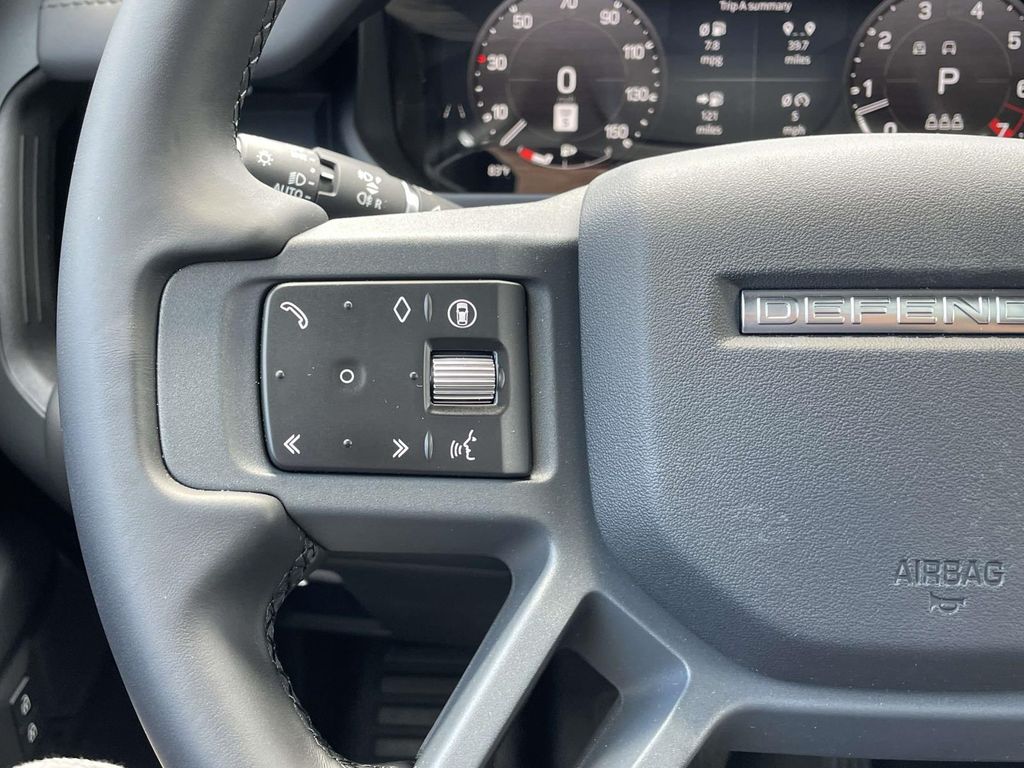 New 2026 Red Land Rover X-Dynamic SE image 35