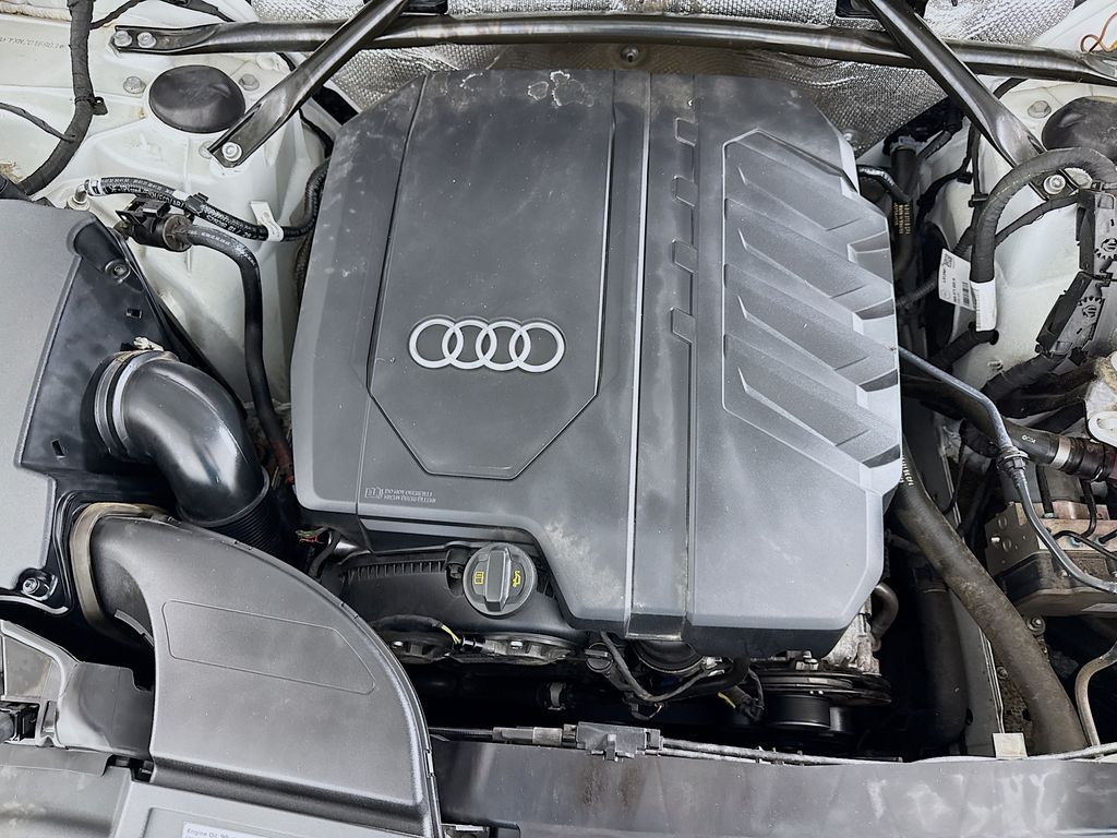 Thumbnail: 2022 Audi Q5 - 32