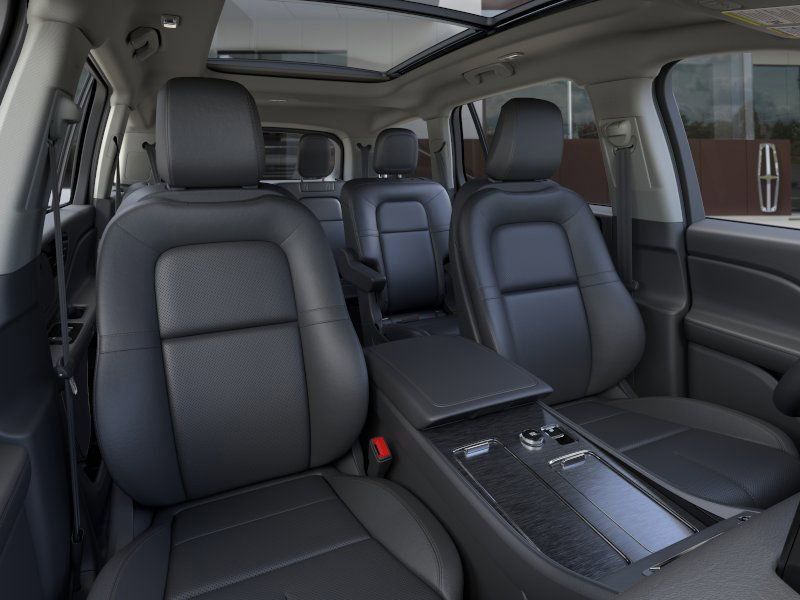 Thumbnail: 2025 Lincoln Aviator - 10