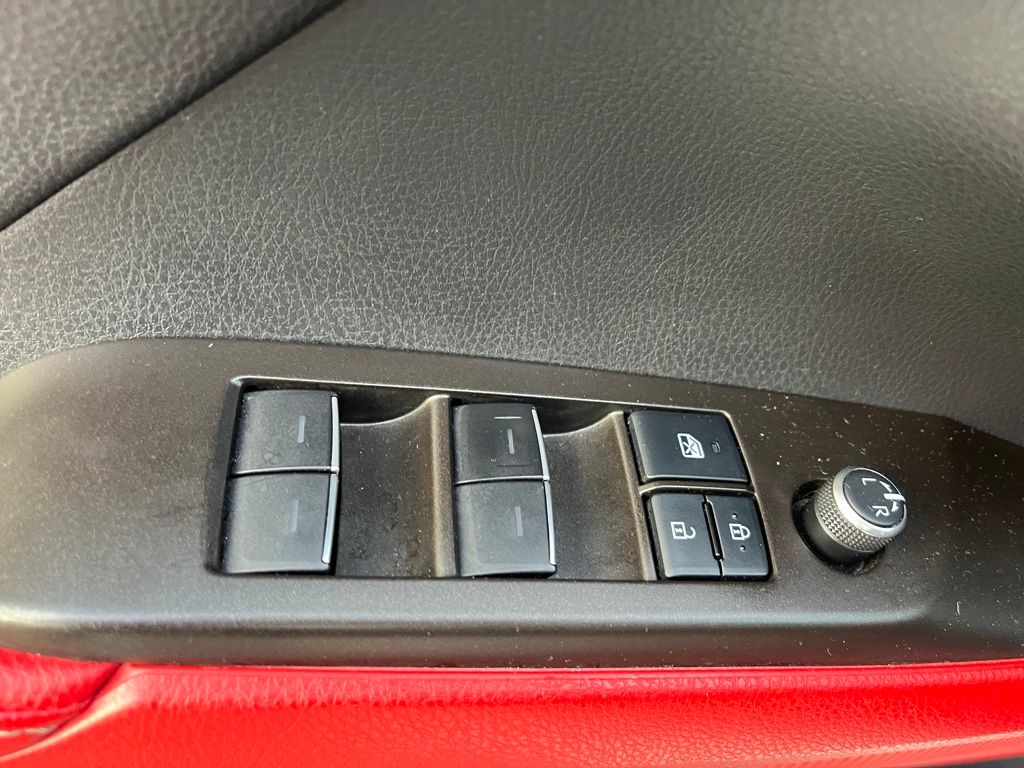 2022 Toyota Camry XSE 22