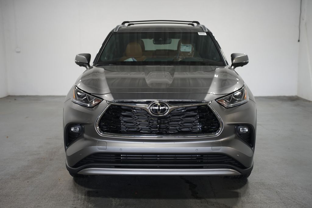 2025 Toyota Highlander Platinum 2