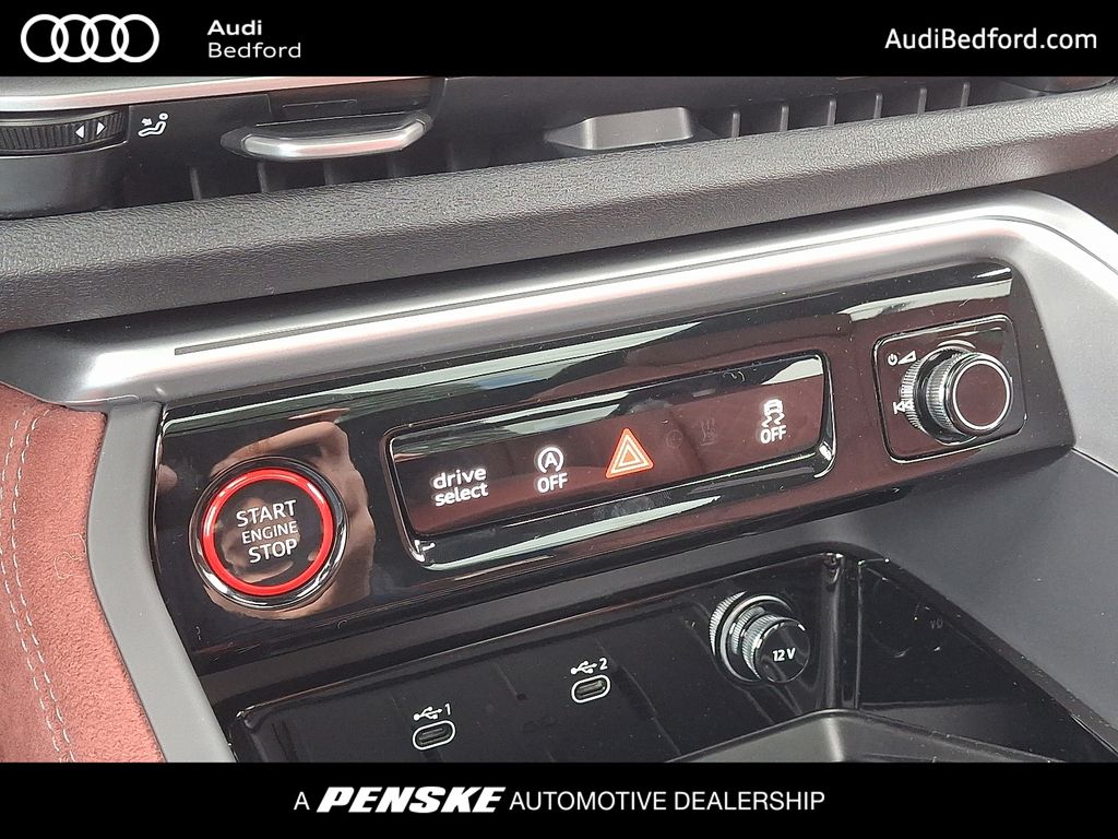 Thumbnail: 2025 Audi SQ5 - 13