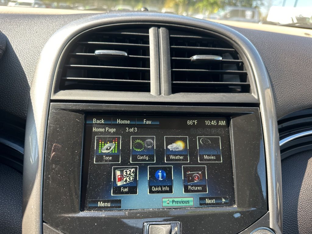 2014 Champagne Silver Metallic Chevrolet Malibu LT FWD Sedan