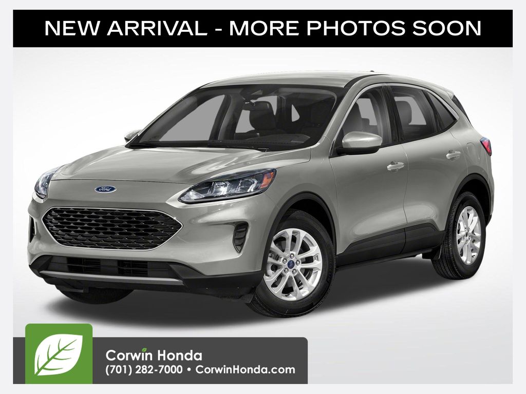 Silver Metallic 2022 Ford Escape SE AWD SUV / Crossover All-Wheel Drive 8-Speed Automatic