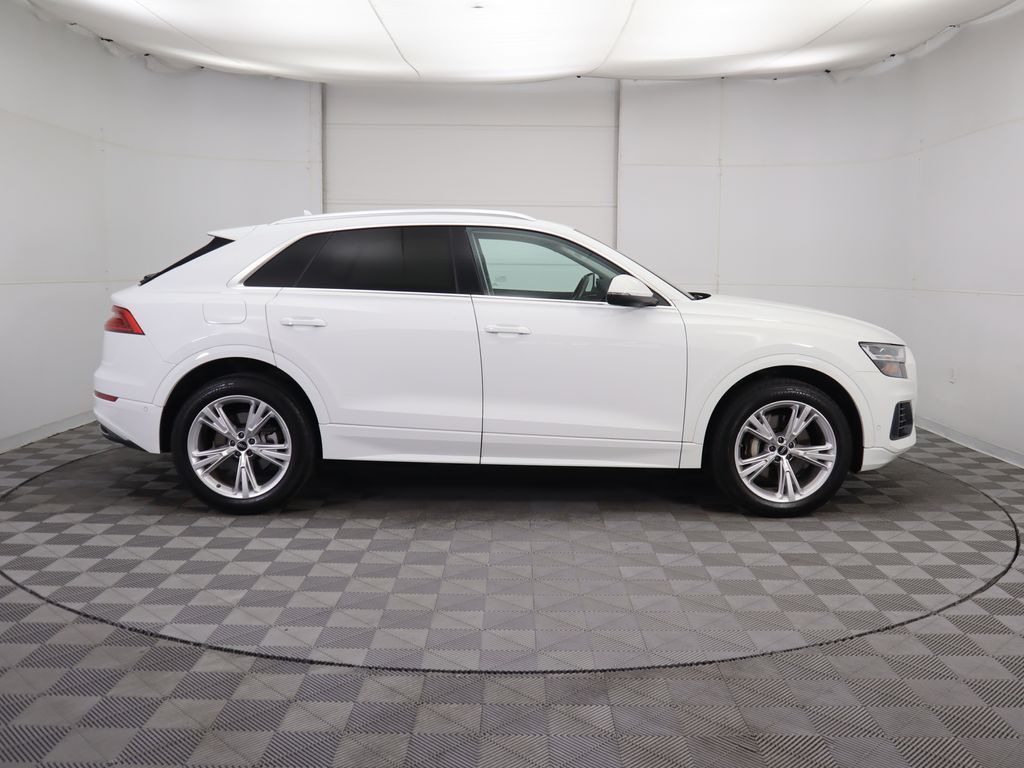 Thumbnail: 2022 Audi Q8 - 4