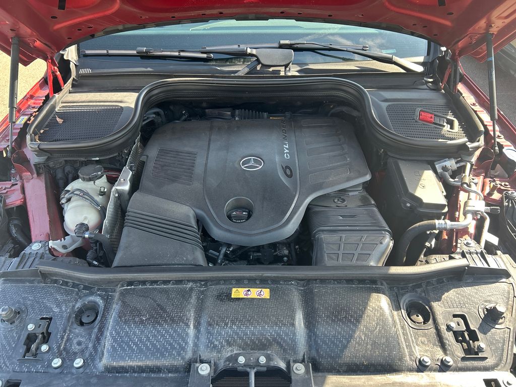 2022 Mercedes-Benz GLE GLE 450 Red at John Sisson Motors