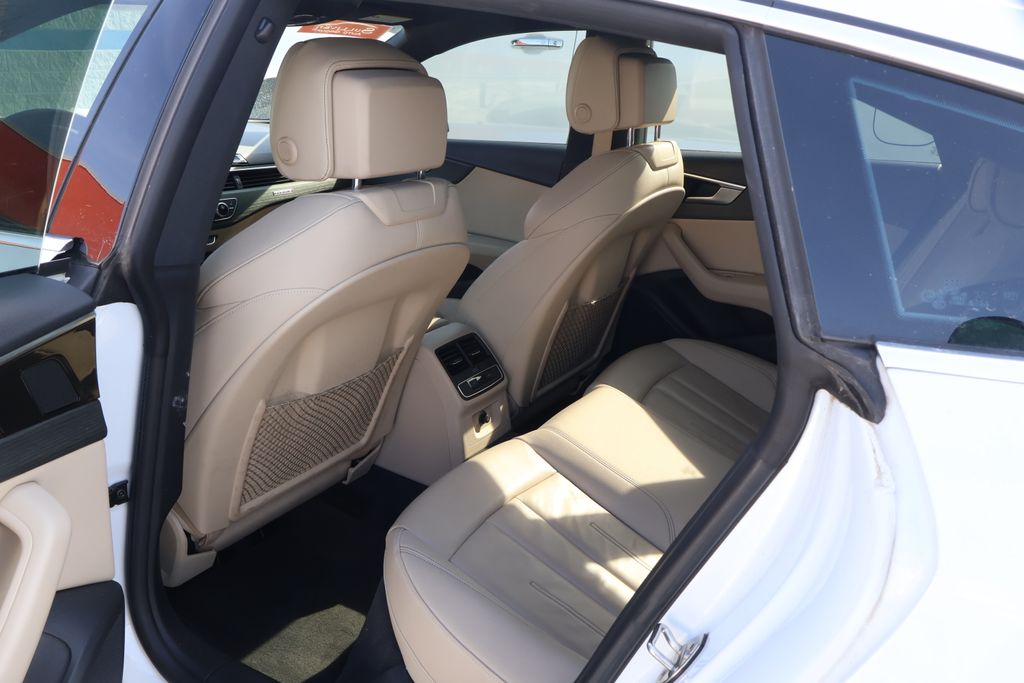 Thumbnail: 2021 Audi A5 - 31