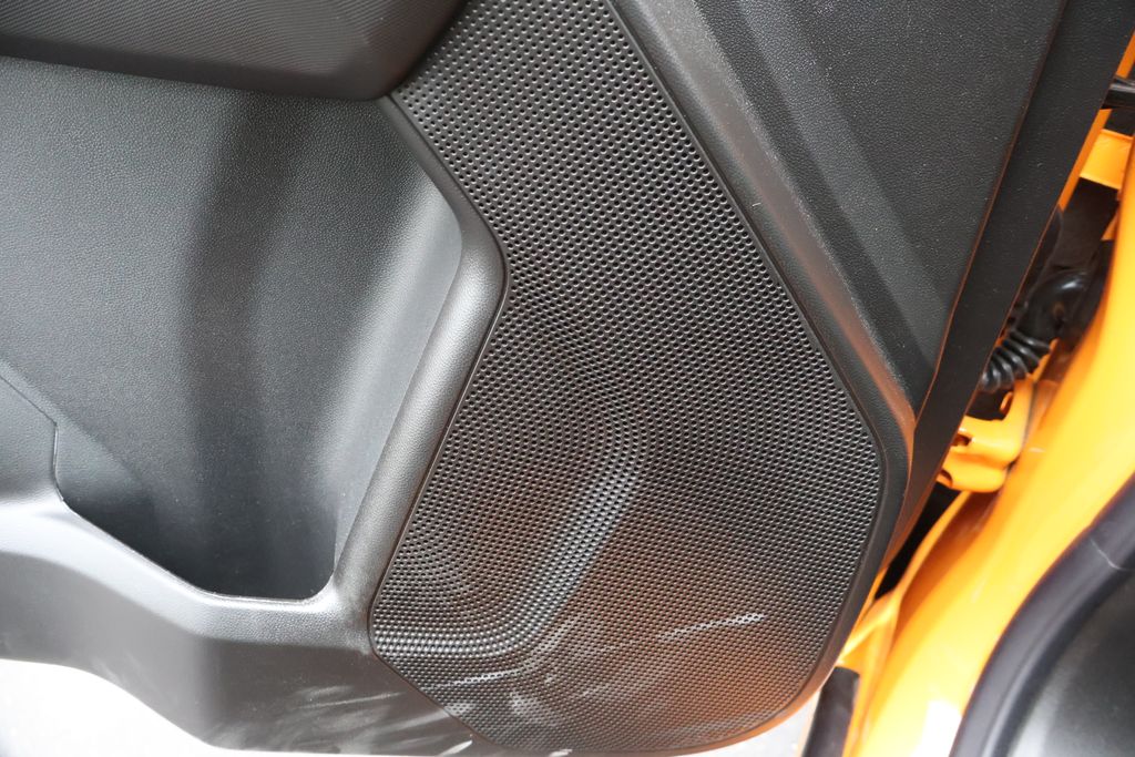 2025 Chevrolet Colorado LT 18