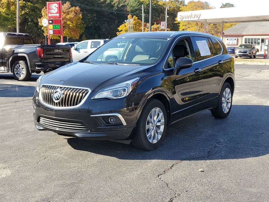 2018 Buick Envision Essence 3