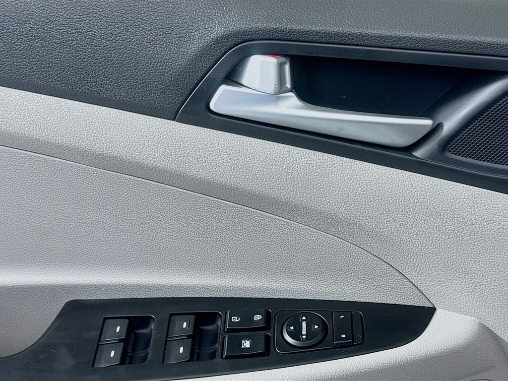 Used Car 2019 Hyundai Tucson  Se For Sale Under $15,000 In Austin, Texas