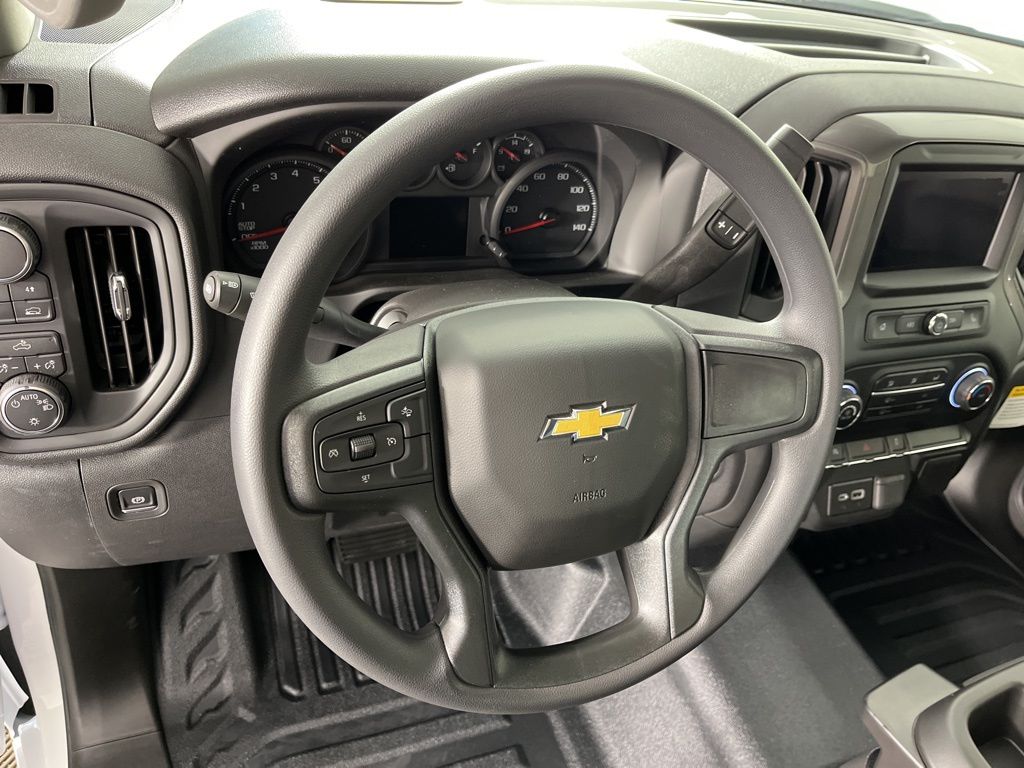 Thumbnail: 2026 Chevrolet Silverado 1500 - 23