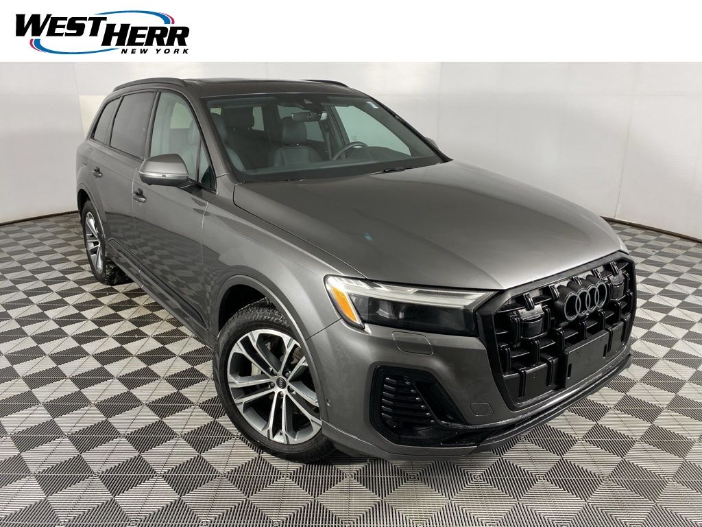 2025 Audi Q7 Premium