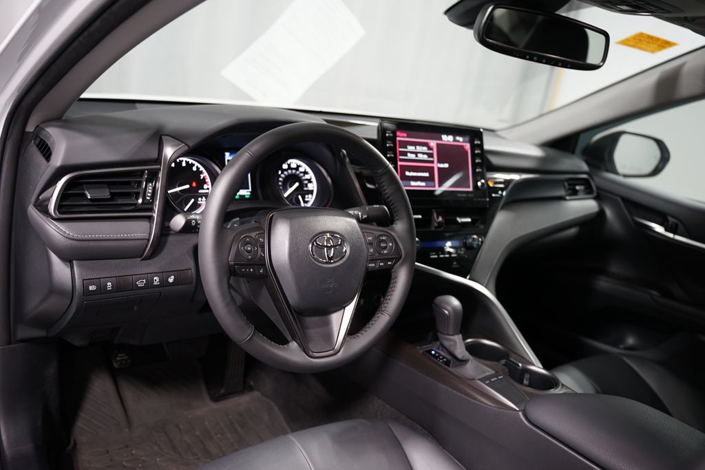 2024 Toyota Camry SE 7