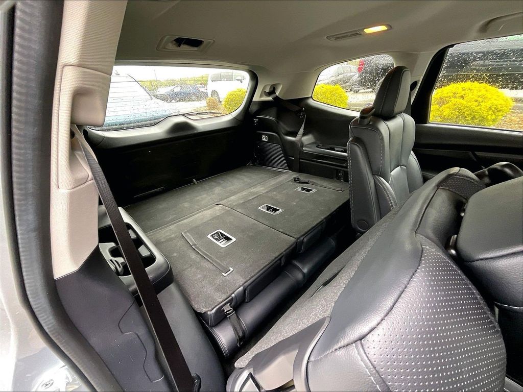 2023 Subaru Ascent — photo 17
