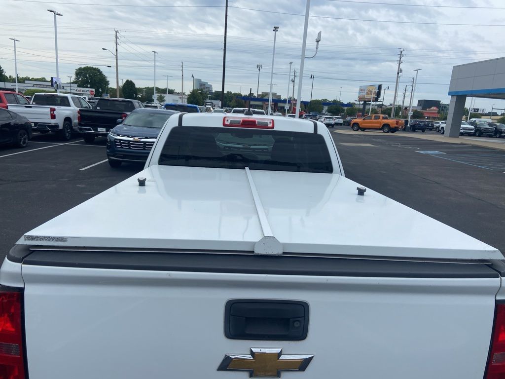 Thumbnail: 2019 Chevrolet Colorado - 9