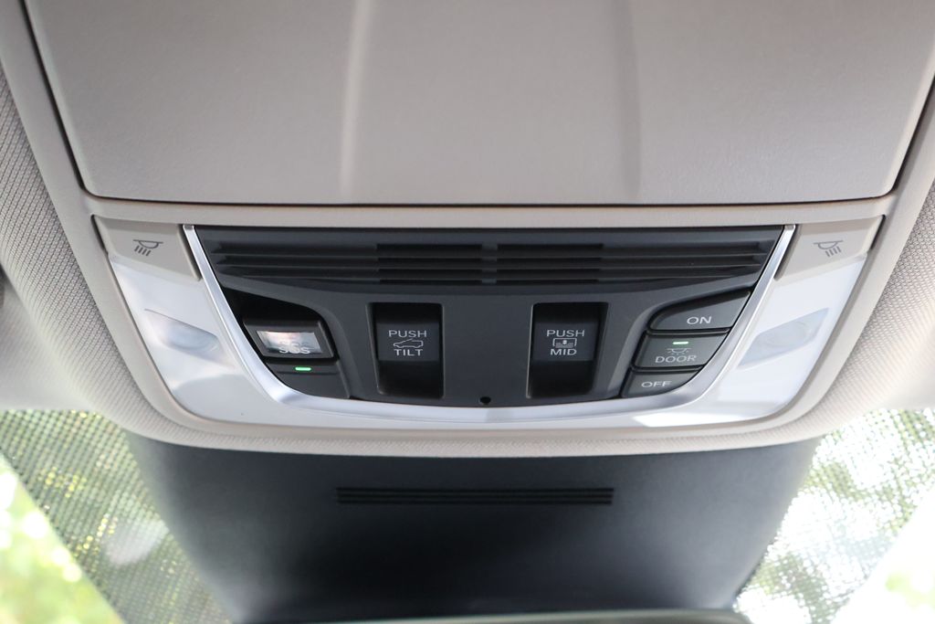 Thumbnail: 2025 Acura MDX - 29