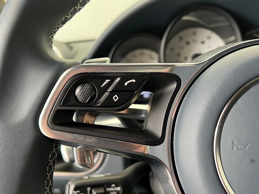 Thumbnail: 2024 Porsche 718 Boxster - 9