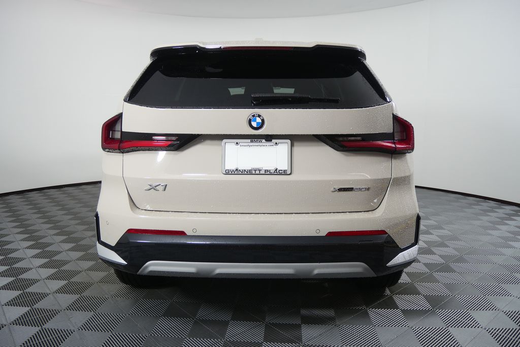 Thumbnail: 2026 BMW X1 - 4