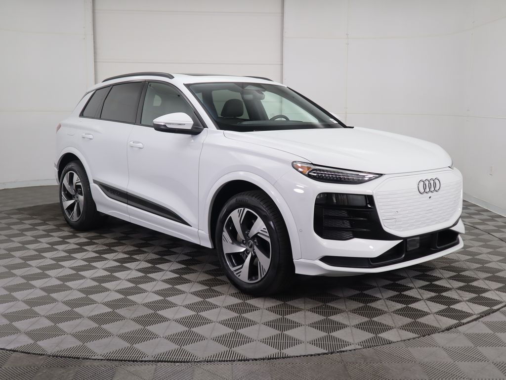 2025 Audi Q6 e-tron Premium 3