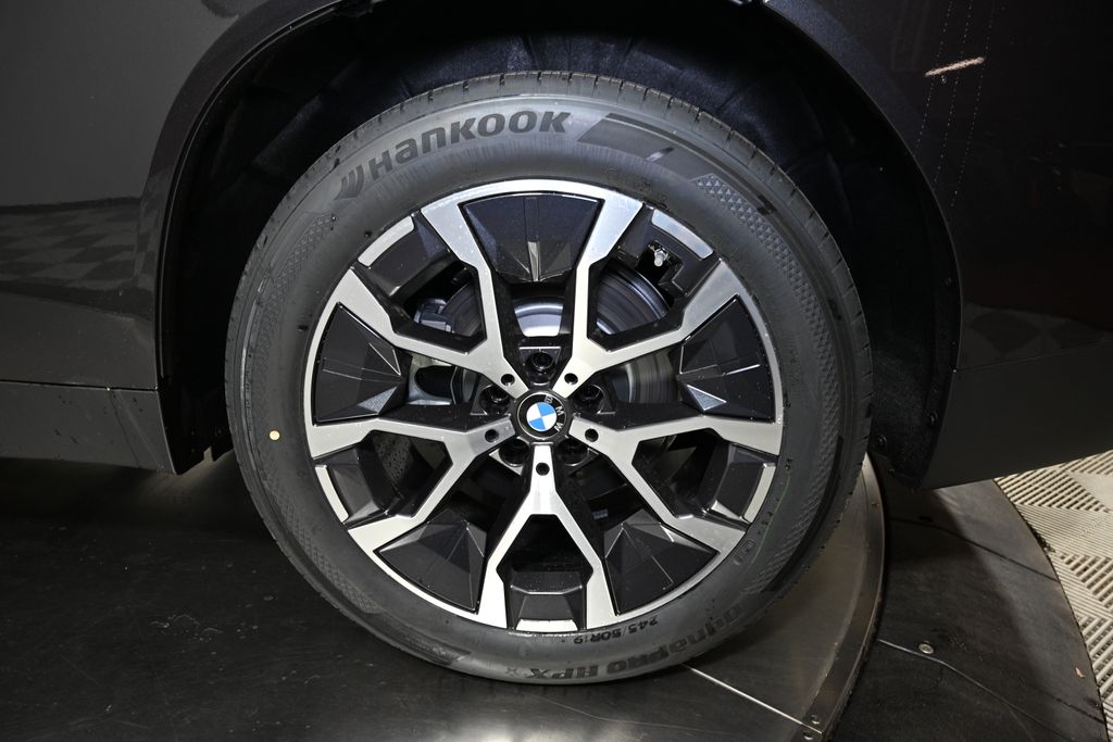 Thumbnail: 2026 BMW X3 - 12