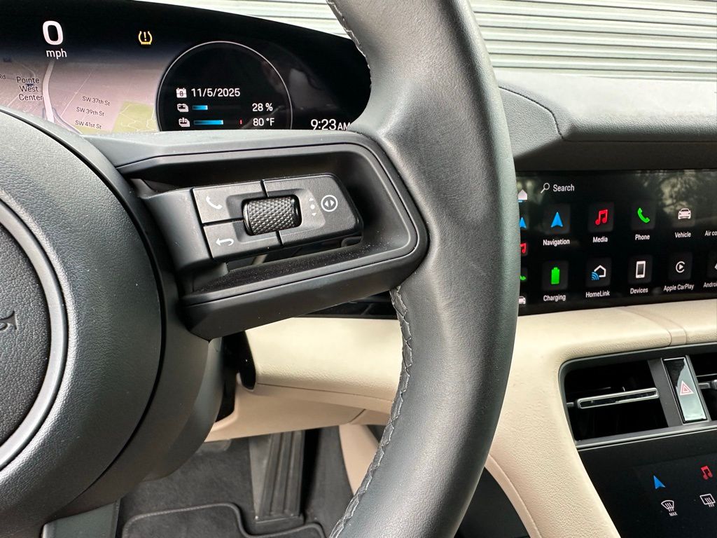 Thumbnail: 2023 Porsche Taycan - 16