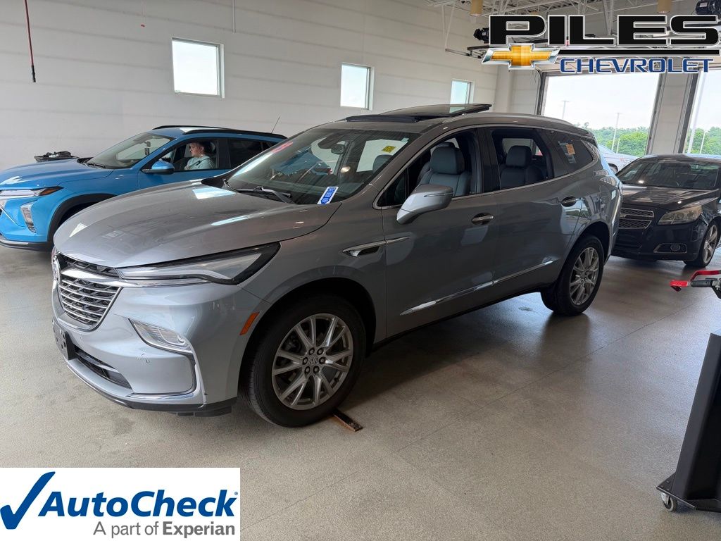 Moonstone Gray Metallic 2023 Buick Enclave Essence AWD SUV / Crossover Four-Wheel Drive 9-Speed Automatic