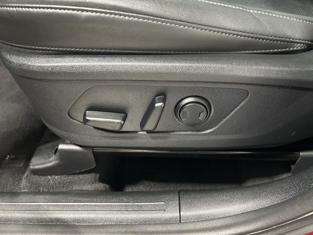 used 2023 Kia Sorento car, priced at $25,801