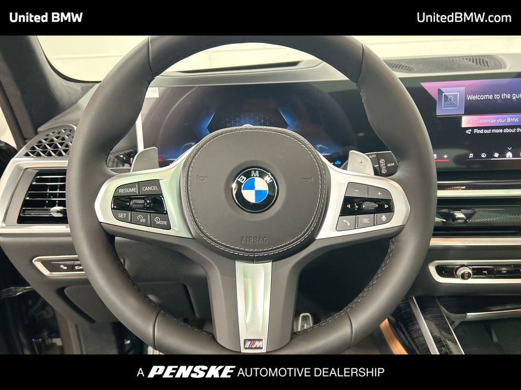 Thumbnail: 2026 BMW X7 - 14