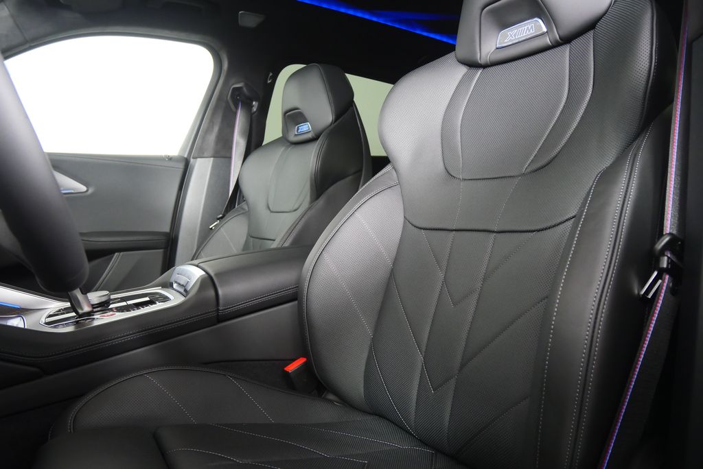 Thumbnail: 2026 BMW XM - 13