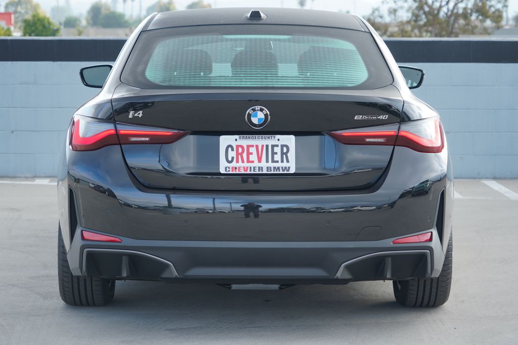 Thumbnail: 2026 BMW i4 - 6