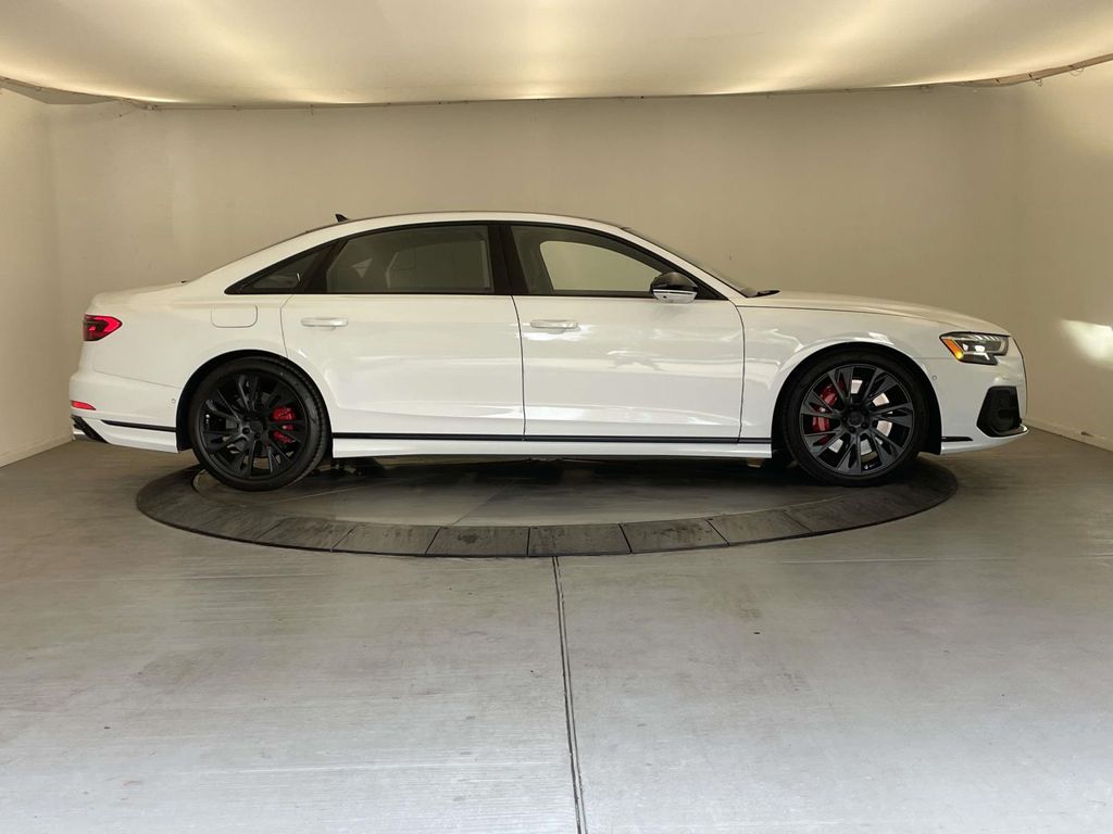 2026 Audi S8 4.0T - 7