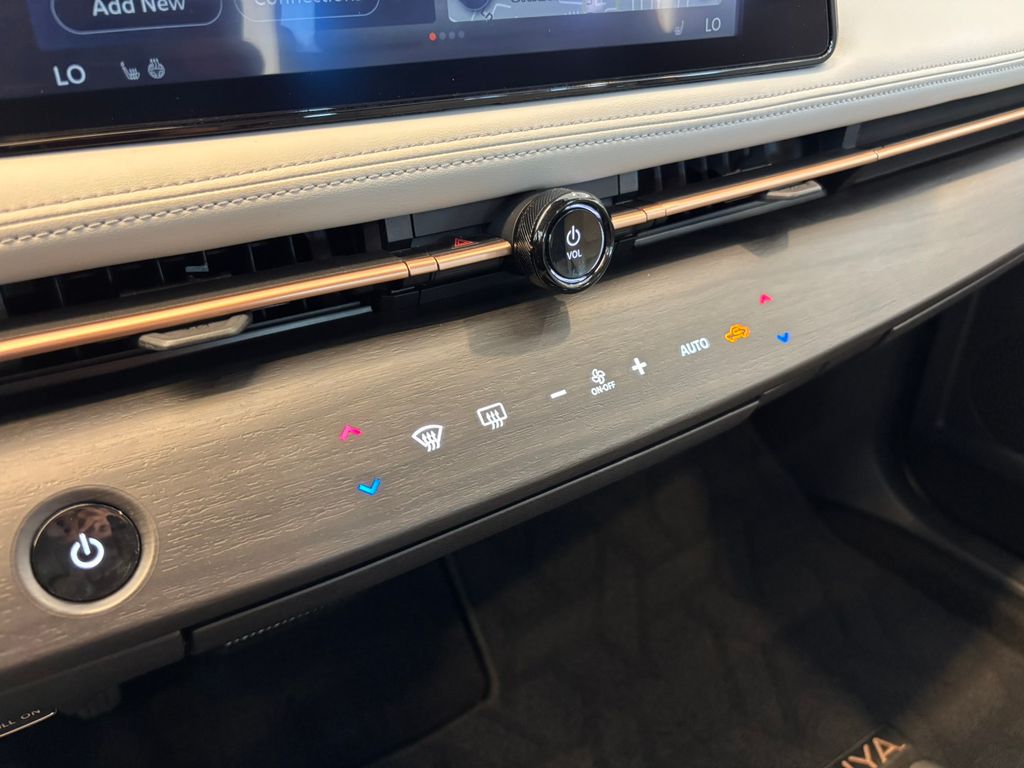 2024 Nissan Ariya ENGAGE