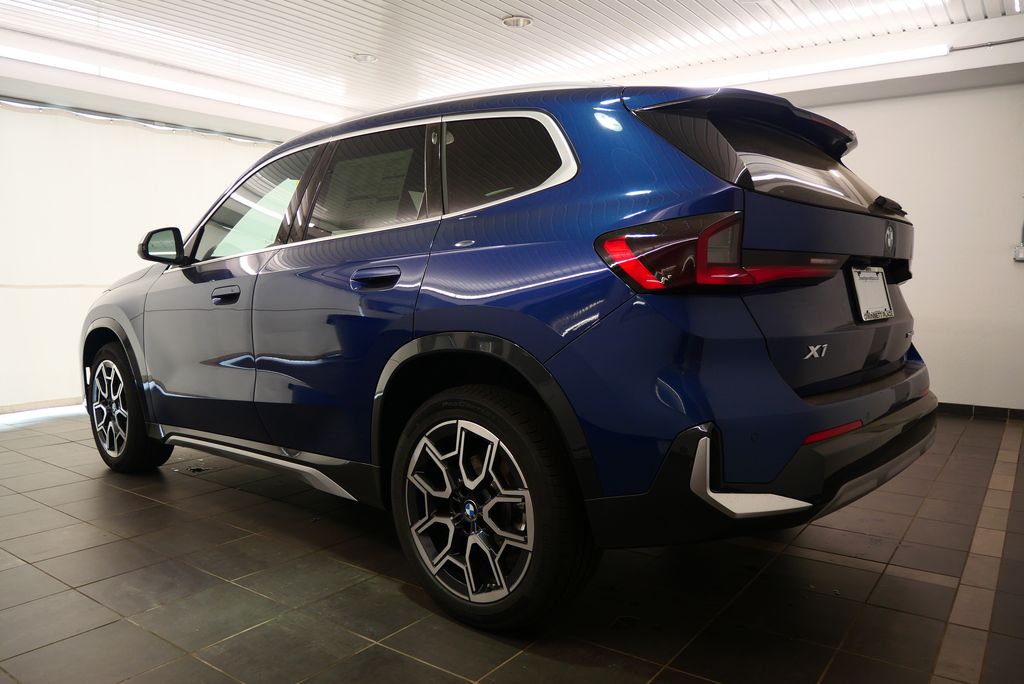 2025 BMW X1 xDrive28i 3