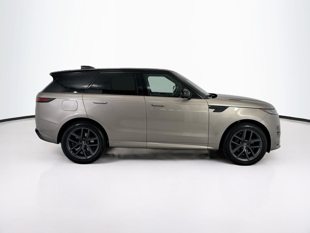 Thumbnail: 2023 Land Rover Range Rover Sport - 8