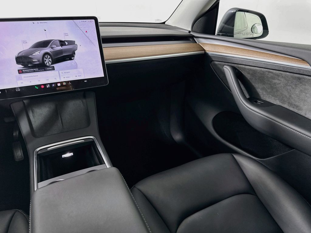 Thumbnail: 2024 Tesla Model Y - 23