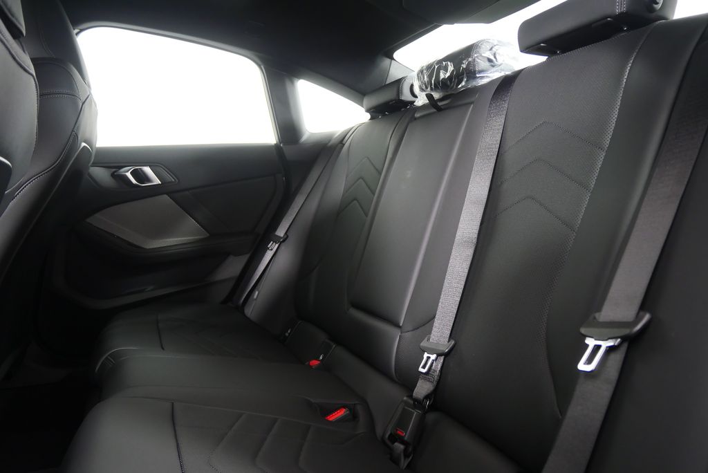 Thumbnail: 2026 BMW 2 Series - 15